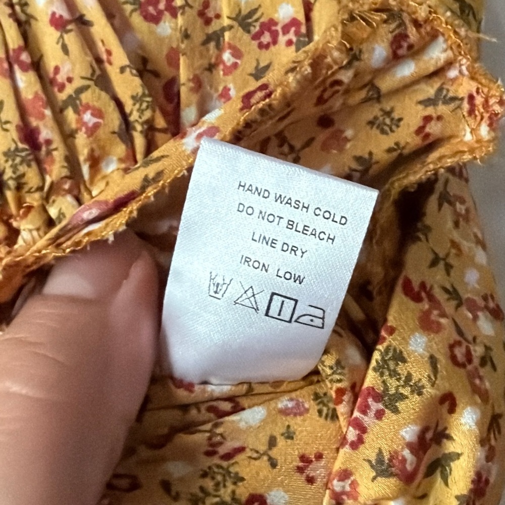 Carly Jean Los Angeles Floral Maxi Skirt Size Small - Picture 6 of 6